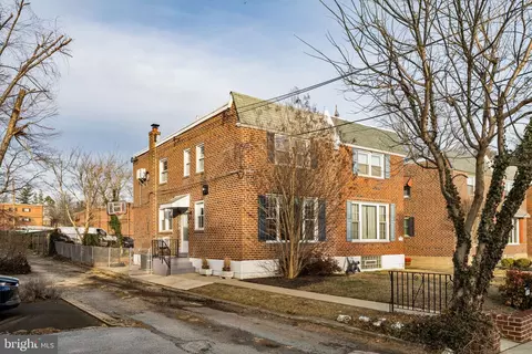 7211 Sprague St, Philadelphia, PA 19119