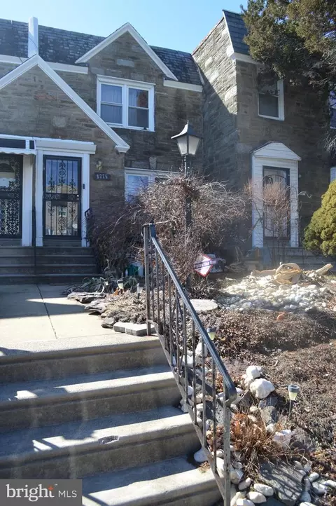 8276 Temple Rd, Philadelphia, PA 19150