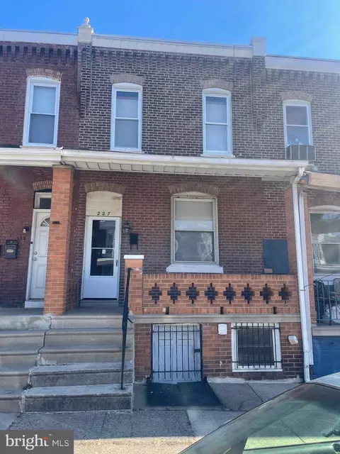 227 N 64th St, Philadelphia, PA 19139