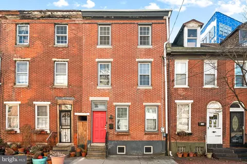 118 E Allen St, Philadelphia, PA 19125