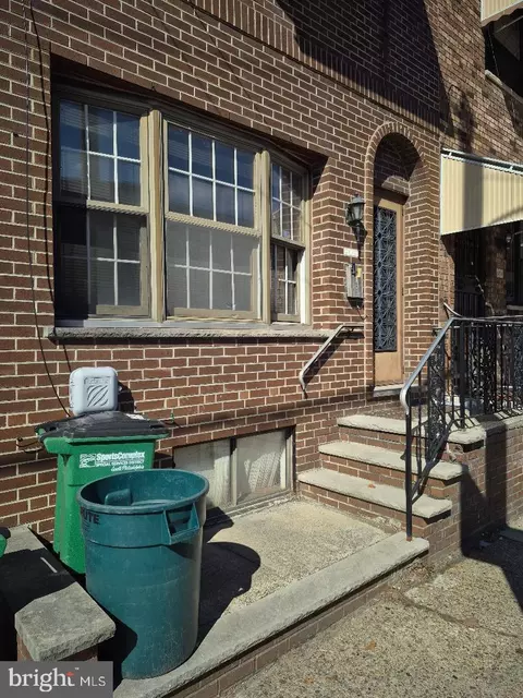 2832 S 16th, Philadelphia, PA 19145