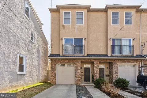373 Delmar St, Philadelphia, PA 19128