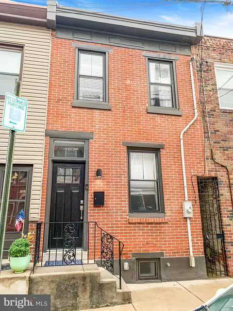 1118 Eyre St, Philadelphia, PA 19125