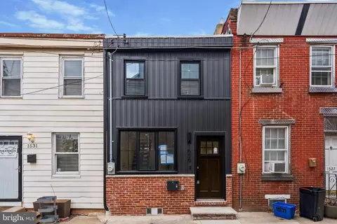 1529 Earl St, Philadelphia, PA 19125