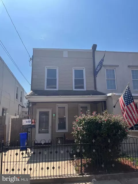 2223 Cedar St, Philadelphia, PA 19125