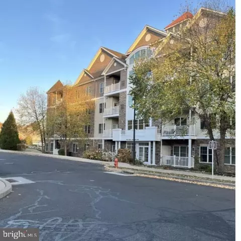 200 Ernest Way #215, Philadelphia, PA 19111