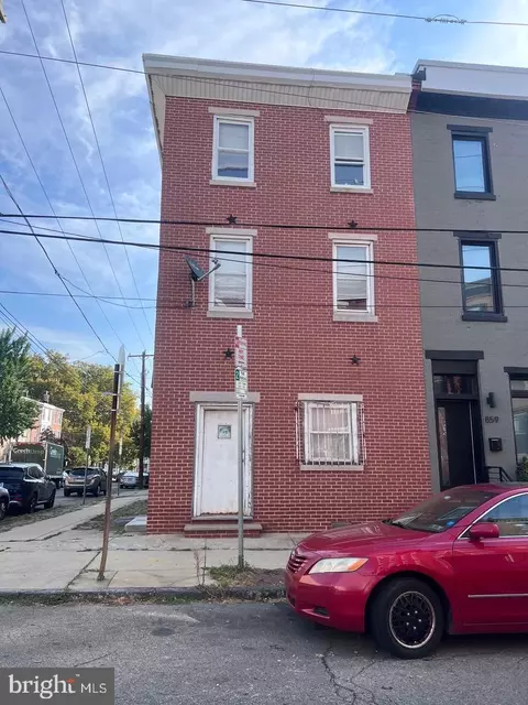 861 Perkiomen St, Philadelphia, PA 19130