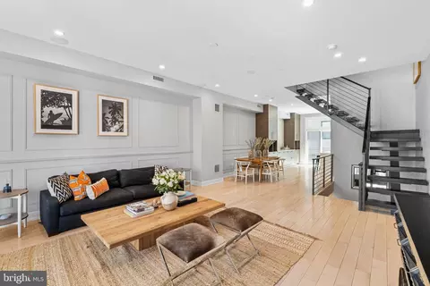 607 N 3rd St, Philadelphia, PA 19123
