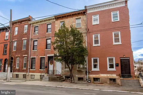 1822 W Thompson St, Philadelphia, PA 19121