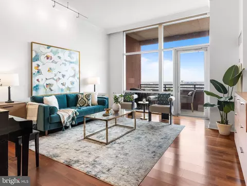 440 S Broad St #2702, Philadelphia, PA 19146