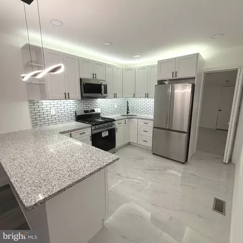 149 N 58th St, Philadelphia, PA 19139