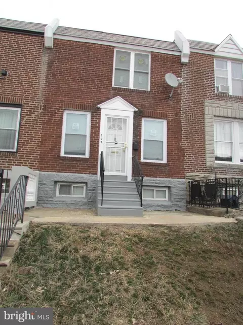 707 Landis St, Philadelphia, PA 19124