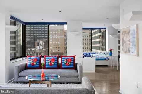 210 W Rittenhouse Sq #1701, Philadelphia, PA 19103
