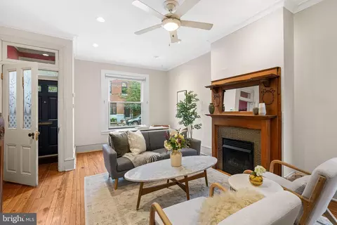 3015 Poplar St, Philadelphia, PA 19130