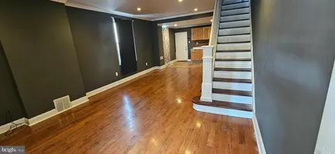 215 W Westmoreland St, Philadelphia, PA 19140