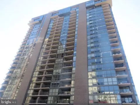 241 S 6th St #1703D, Philadelphia, PA 19106