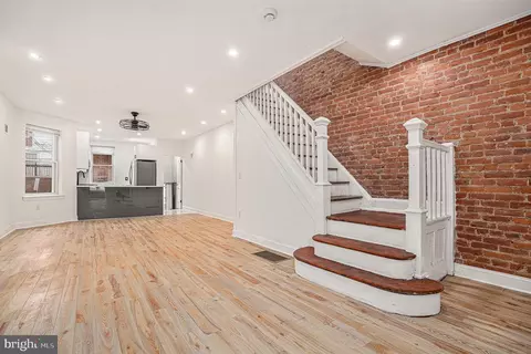 5126 N Sydenham St, Philadelphia, PA 19141