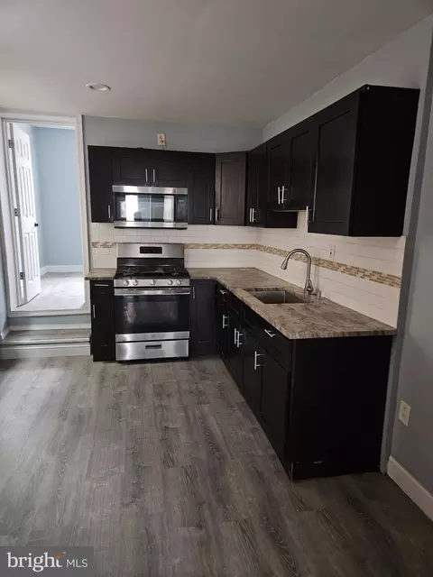 757 E Allegheny Ave, Philadelphia, PA 19134