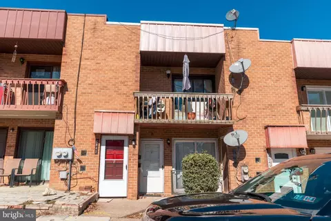 2547 Shelmire Ave, Philadelphia, PA 19152