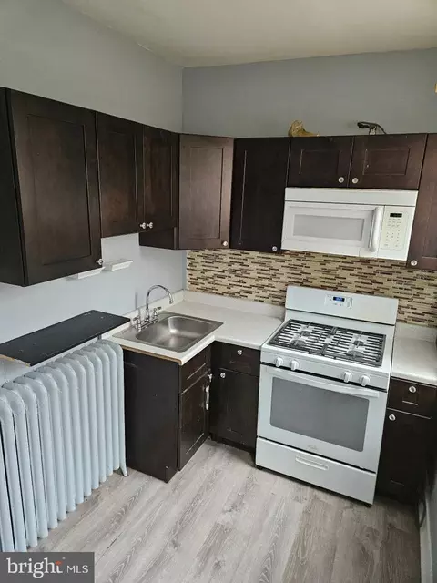 759 E Allegheny Ave, Philadelphia, PA 19134