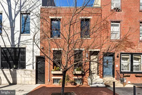 2209 Naudain St, Philadelphia, PA 19146