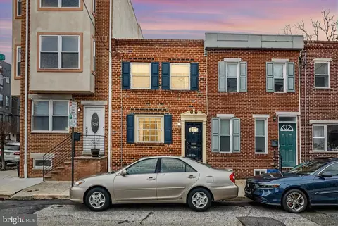 2153 Montrose St, Philadelphia, PA 19146