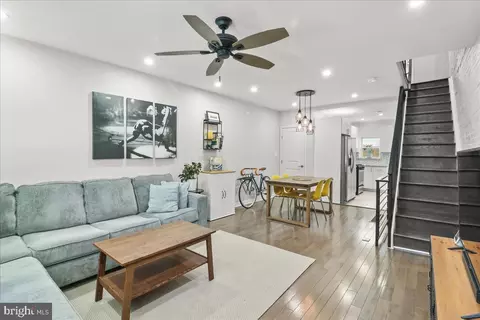 1521 S Capitol St, Philadelphia, PA 19146