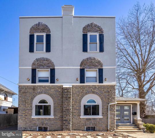 2217 N 52nd St, Philadelphia, PA 19131