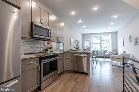 2630 Ellsworth St, Philadelphia, PA 19146