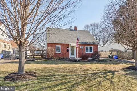 2605 Southampton Rd, Philadelphia, PA 19116