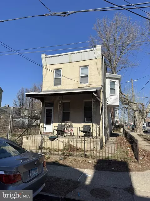 7168 Keystone St, Philadelphia, PA 19135