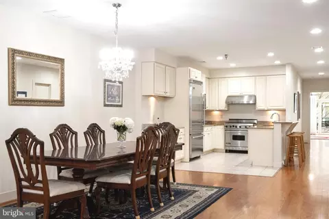 23 S 23rd St #4A, Philadelphia, PA 19103