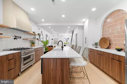 5321 Walton Ave, Philadelphia, PA 19143