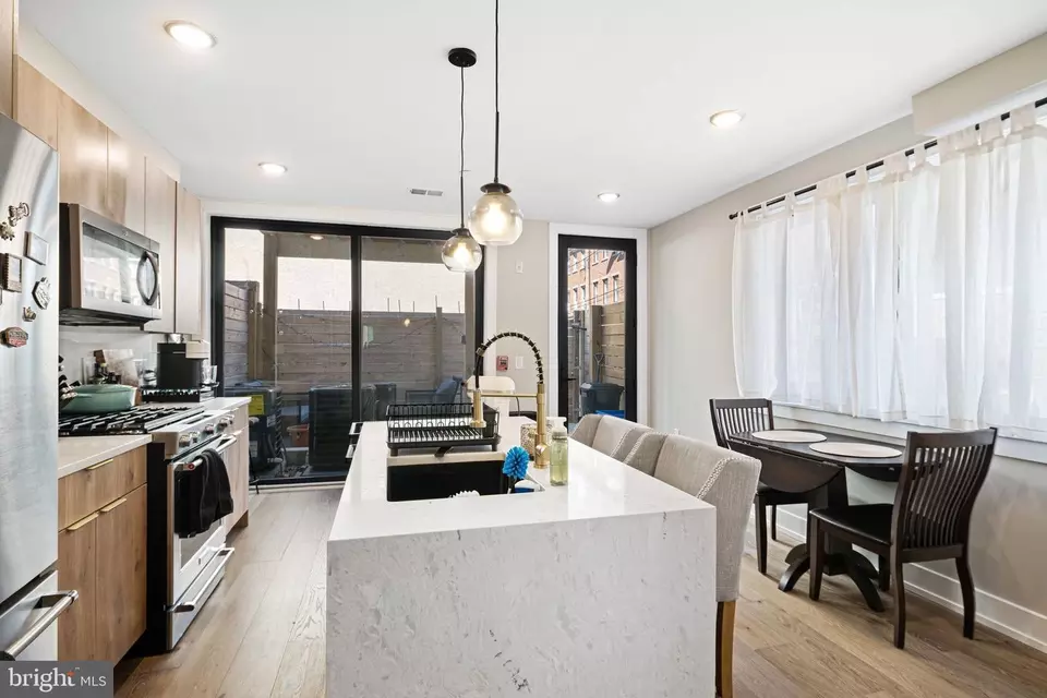  1525 Catharine St #1, Philadelphia, PA 19146 photo 5