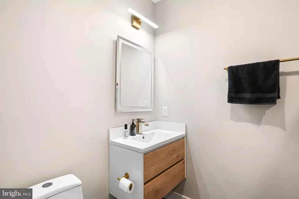  1525 Catharine St #1, Philadelphia, PA 19146 photo 16