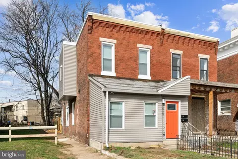 1615 W Erie Ave, Philadelphia, PA 19140