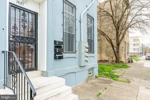 1421 N 21st St, Philadelphia, PA 19121