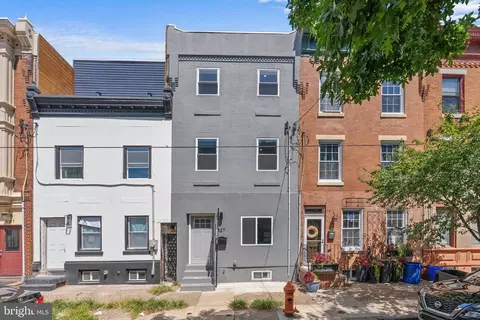 427 Tasker St, Philadelphia, PA 19148