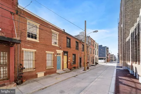 1112 Webster St, Philadelphia, PA 19147