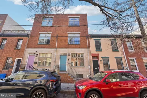 2028 Saint Albans St, Philadelphia, PA 19146