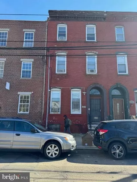 1715 N 17th St, Philadelphia, PA 19121