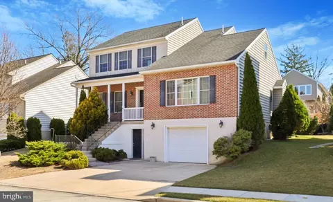 653 Keely Ct #A, Philadelphia, PA 19128