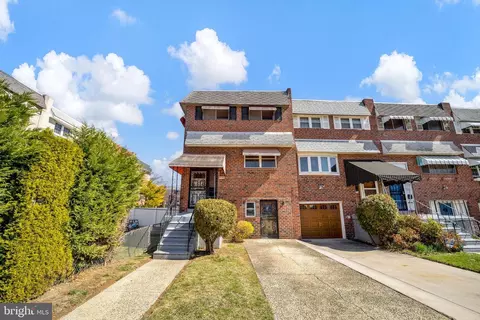 1333 Betsy Ross Pl, Philadelphia, PA 19122