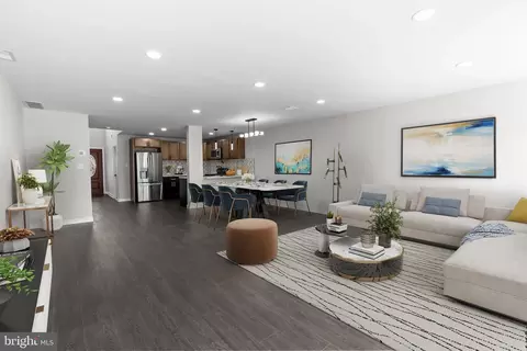 7337 Rockwell Ave, Philadelphia, PA 19111