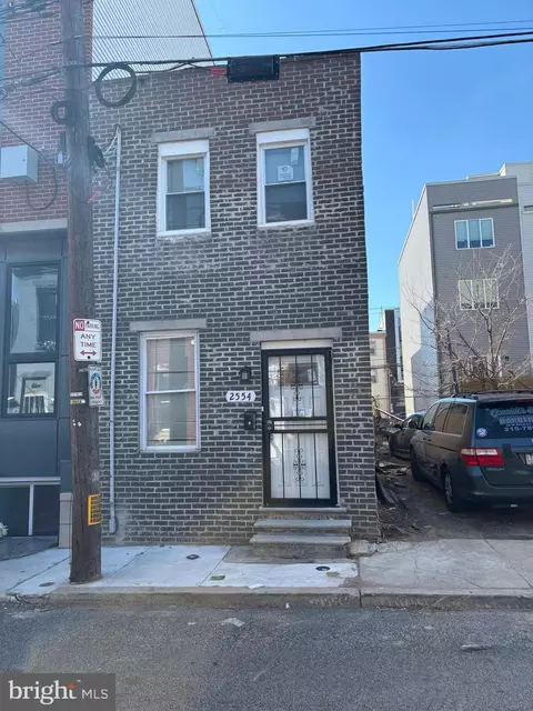 2554 N Hope St, Philadelphia, PA 19133