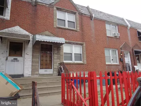 5272 Glenloch St, Philadelphia, PA 19124