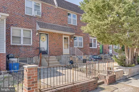 4604 Oakmont St, Philadelphia, PA 19136