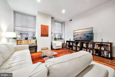 1600 18 Arch St #902, Philadelphia, PA 19103
