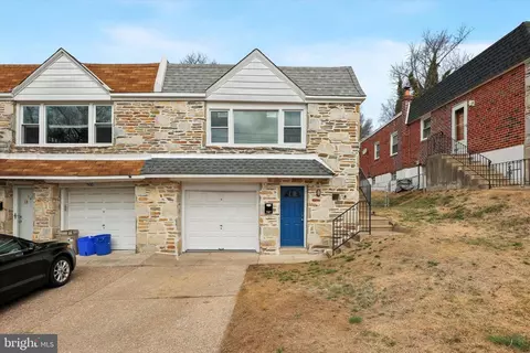 707 Livezey Ln, Philadelphia, PA 19128
