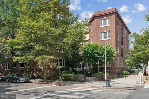 4300 Spruce St #A101, Philadelphia, PA 19104